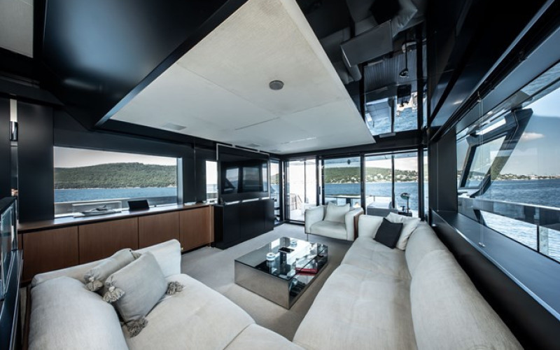 CANTIERI RIVA SPA 82' DIVA CREA