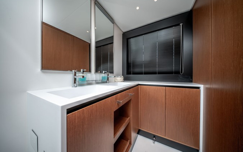 CANTIERI RIVA SPA 82' DIVA CREA