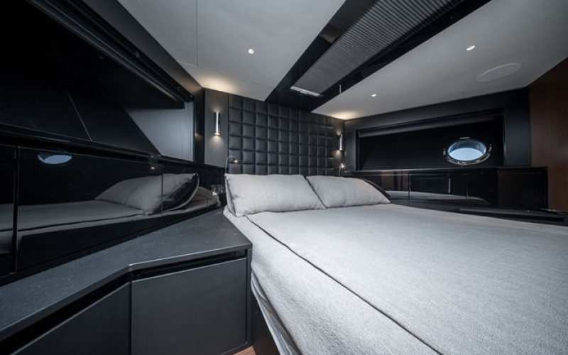 CANTIERI RIVA SPA 82' DIVA CREA