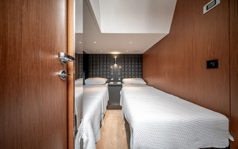 CANTIERI RIVA SPA 82' DIVA CREA