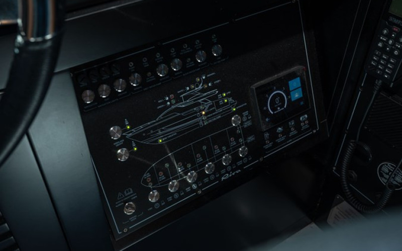 CANTIERI RIVA SPA 82' DIVA CREA