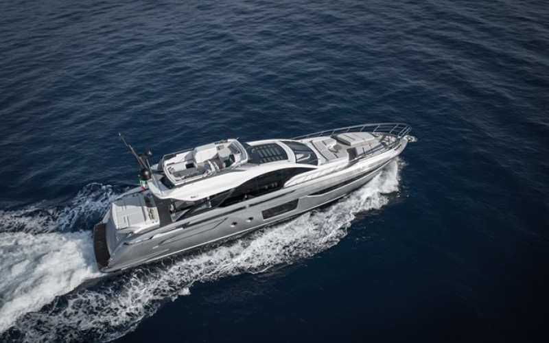 AZIMUT YACHTS S8 NEVER GIVE UP