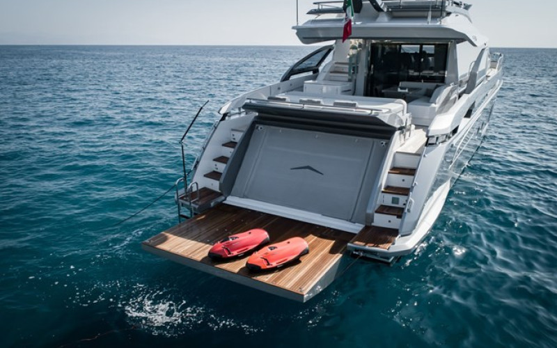 AZIMUT YACHTS S8 NEVER GIVE UP