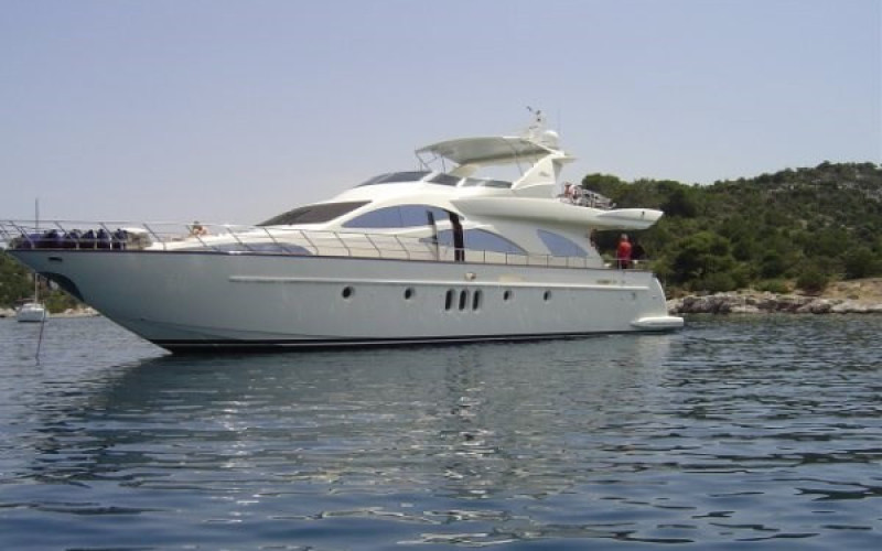 AZIMUT YACHTS 80 FREE SPIRIT