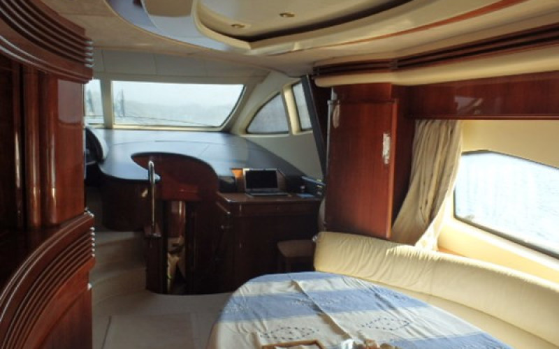 AZIMUT YACHTS 80 FREE SPIRIT
