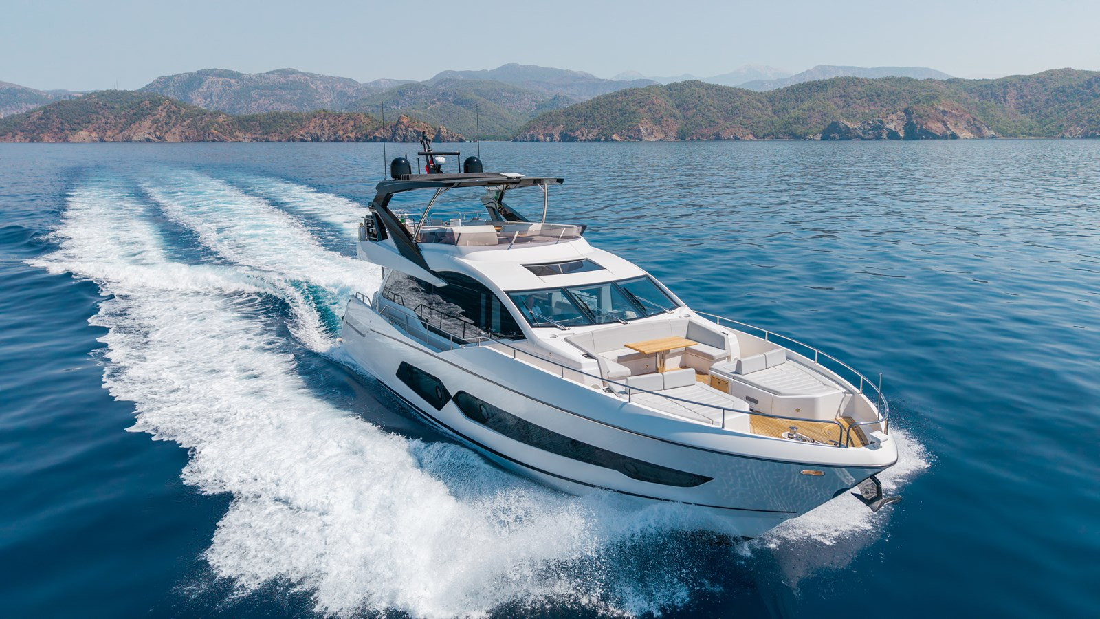 SUNSEEKER 76 YACHT NAAMA