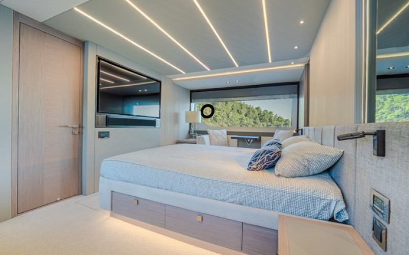 SUNSEEKER 76 YACHT NAAMA