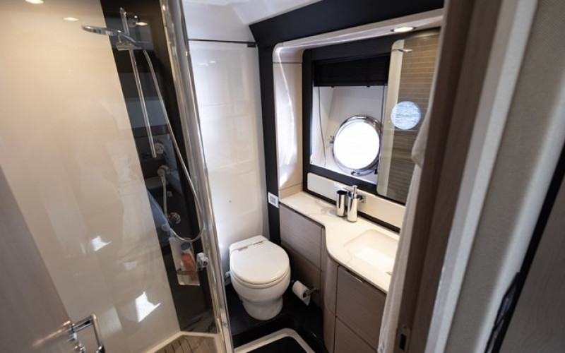 AZIMUT YACHTS AZ FLY 66