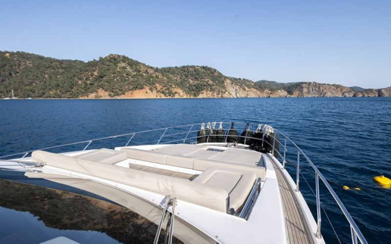 AZIMUT YACHTS AZ FLY 66