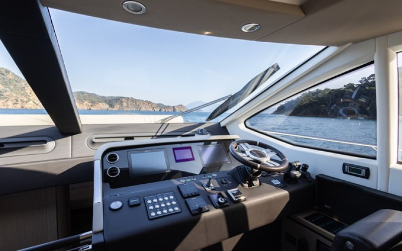 AZIMUT YACHTS AZ FLY 66