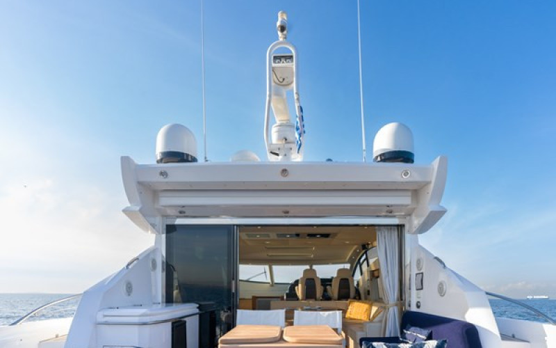 SUNSEEKER Predator 64 M/Y MIEL