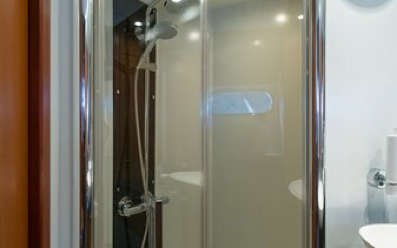 SUNSEEKER Predator 64 M/Y MIEL