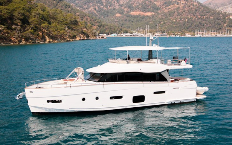 AZIMUT YACHTS AZ MAGELLANO 66