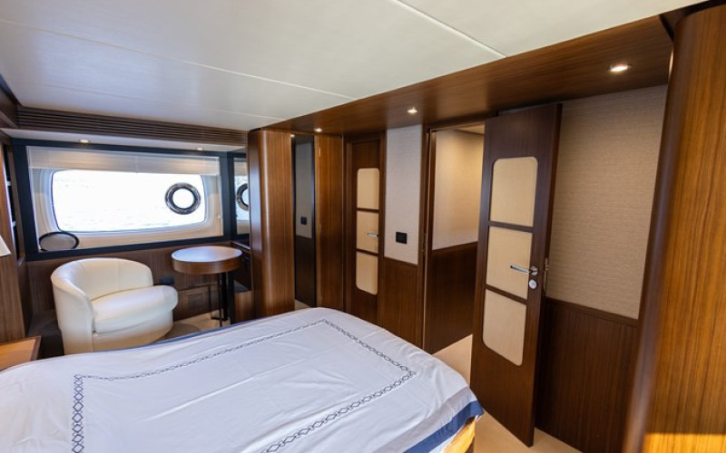 AZIMUT YACHTS AZ MAGELLANO 66