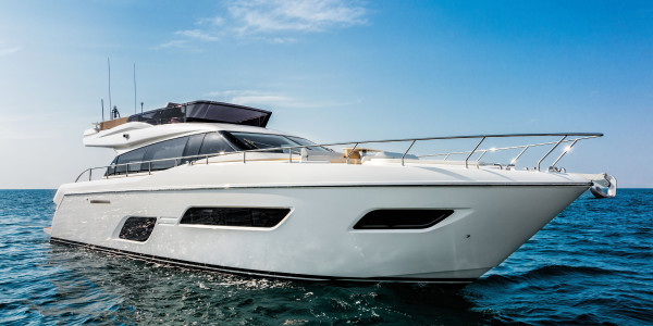 FERRETTI YACHTS 550