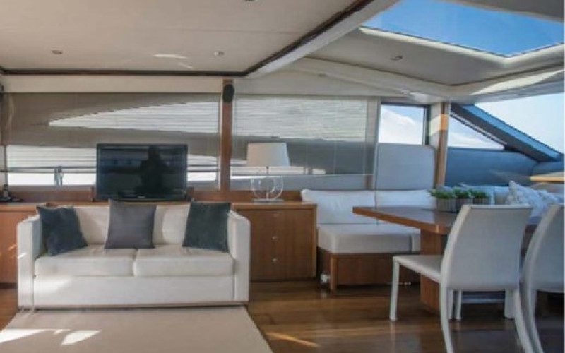 PRINCESS YACHTS V78 AQUAVERA
