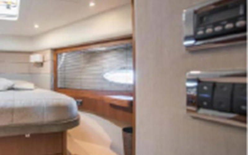 PRINCESS YACHTS V78 AQUAVERA