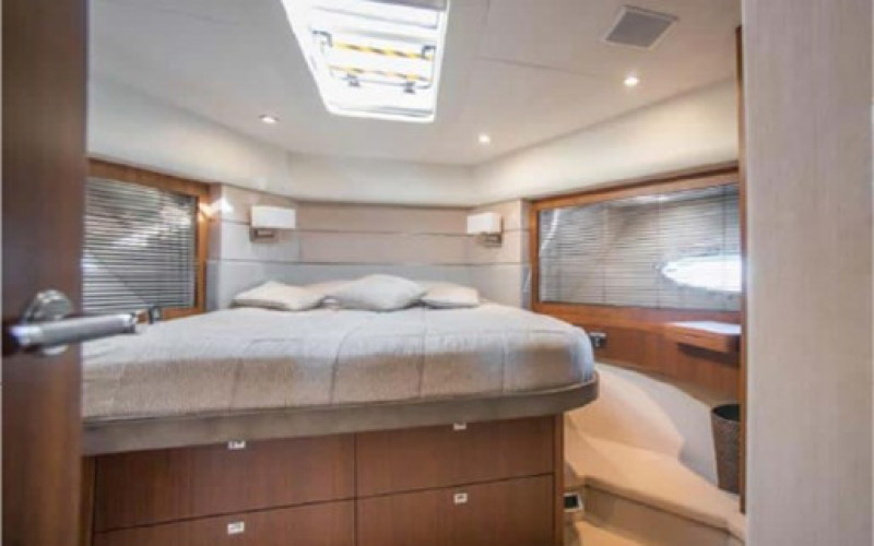 PRINCESS YACHTS V78 AQUAVERA