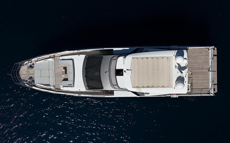 AZIMUT YACHTS GRANDE 27 ALEX10