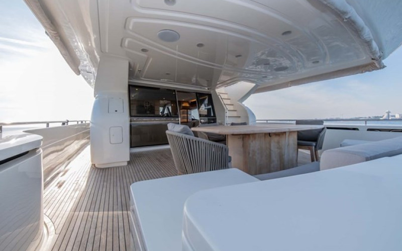FERRETTI YACHTS 780 STELLINA