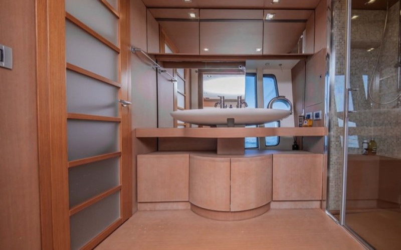 FERRETTI YACHTS 780 STELLINA