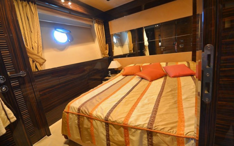 AZIMUT YACHTS JULIA S