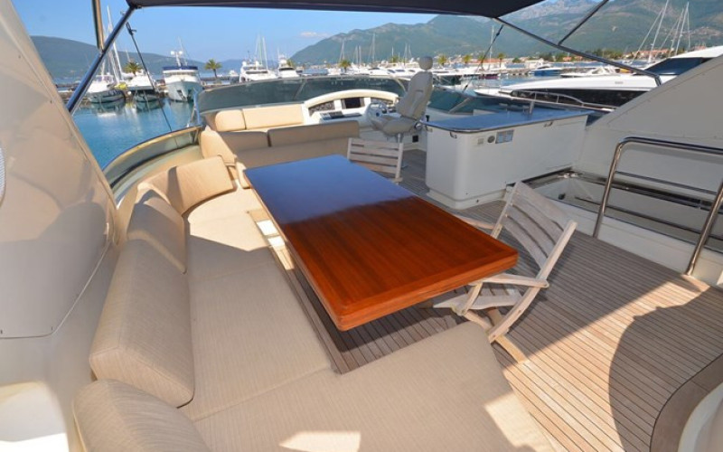 AZIMUT YACHTS JULIA S