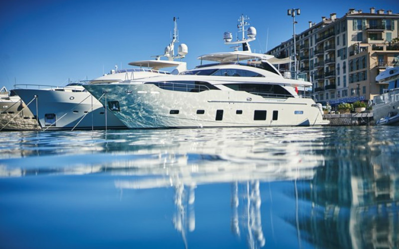 PRINCESS YACHTS Princess 30M PRINCESS 30M - NADIRA