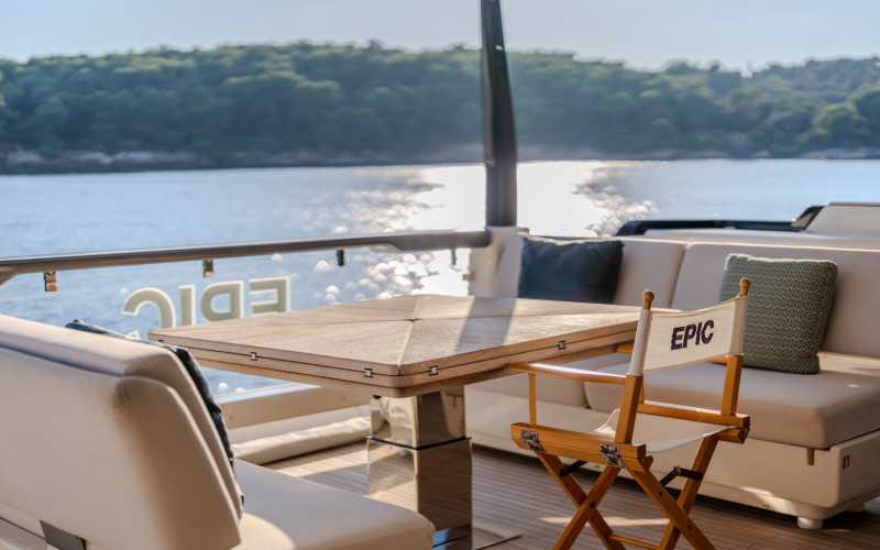 FERRETTI YACHTS 1000