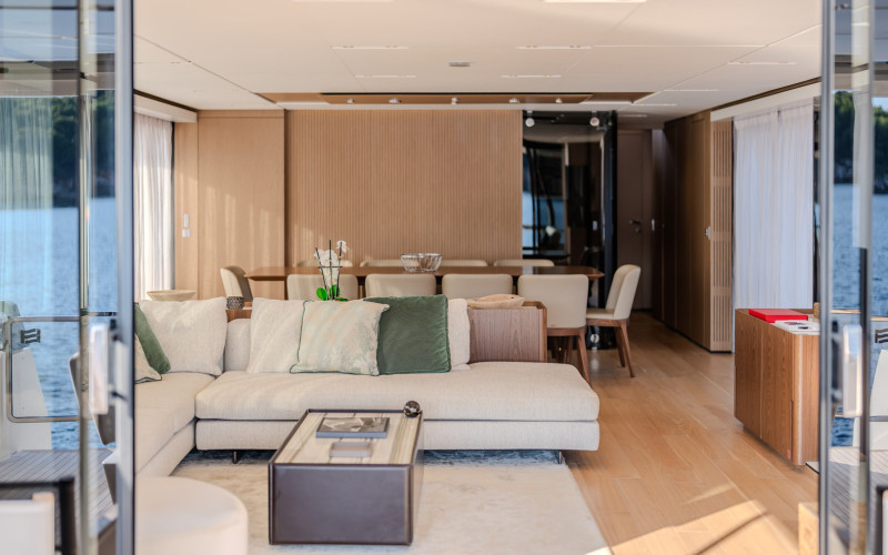 FERRETTI YACHTS 1000
