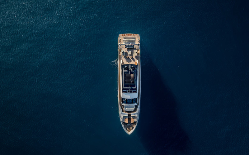 FERRETTI YACHTS 1000