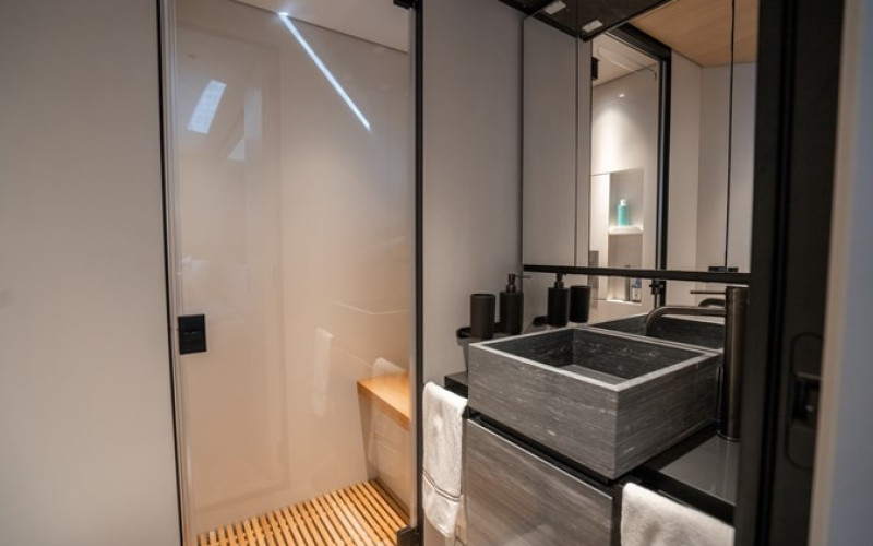 AZIMUT YACHTS GRANDE 30M COME TOGETHER