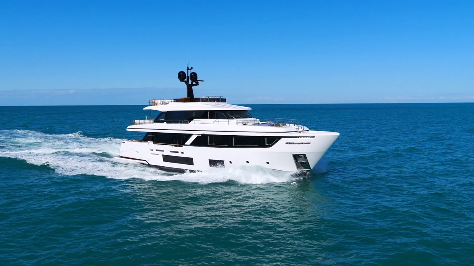 CUSTOM LINE Navetta 30 SOLE