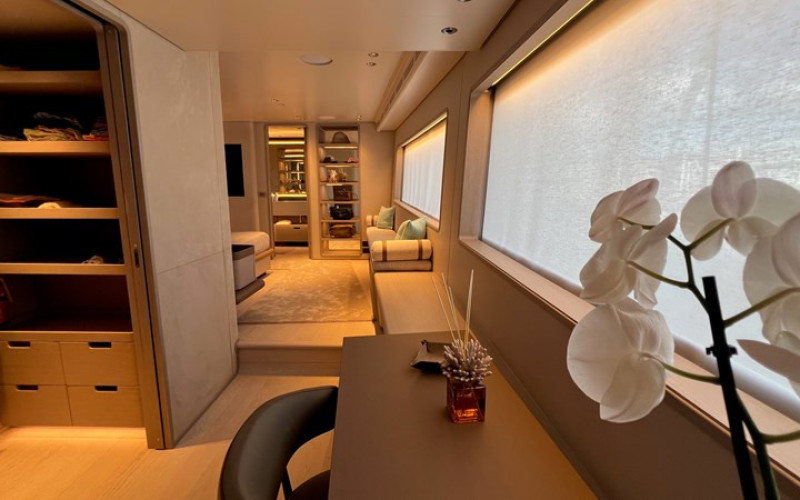 CUSTOM LINE Navetta 30 SOLE