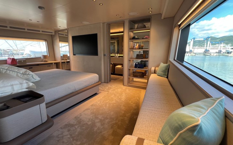 CUSTOM LINE Navetta 30 SOLE
