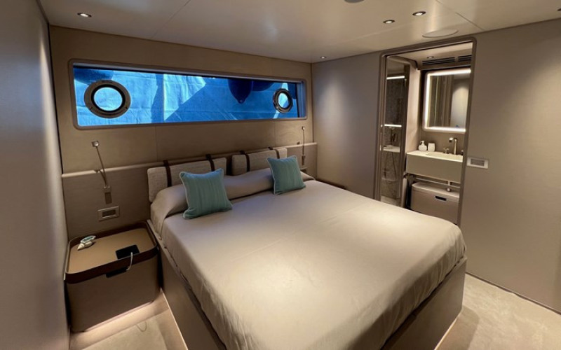 CUSTOM LINE Navetta 30 SOLE