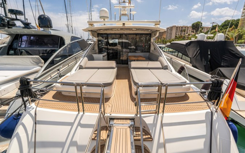 PRINCESS YACHTS V70 PRINCESS V70