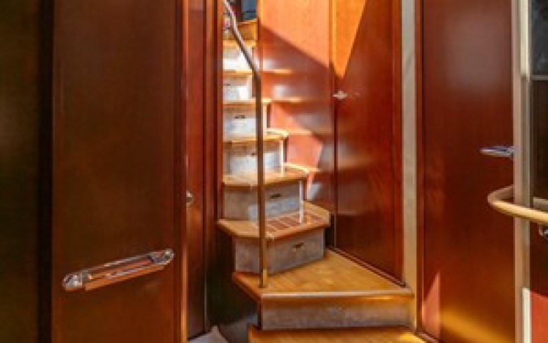 PRINCESS YACHTS V70 PRINCESS V70