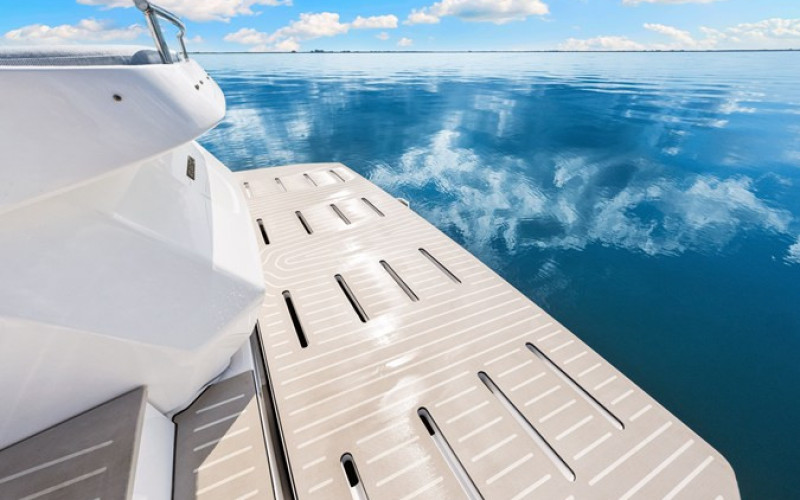 AZIMUT YACHTS ATLANTIS 45 AZIMUT ATLANTIS 45