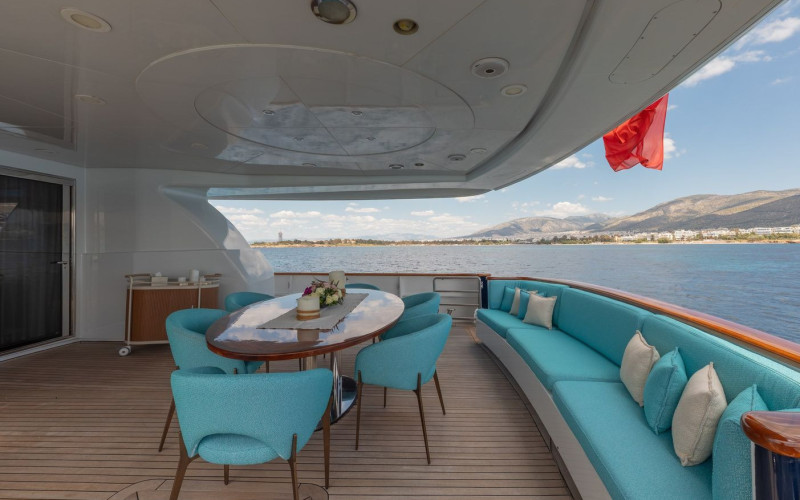 CBI NAVI 32 M M/Y LADY MALAK