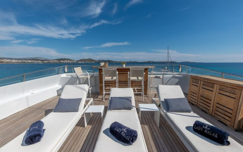 CBI NAVI 32 M M/Y LADY MALAK