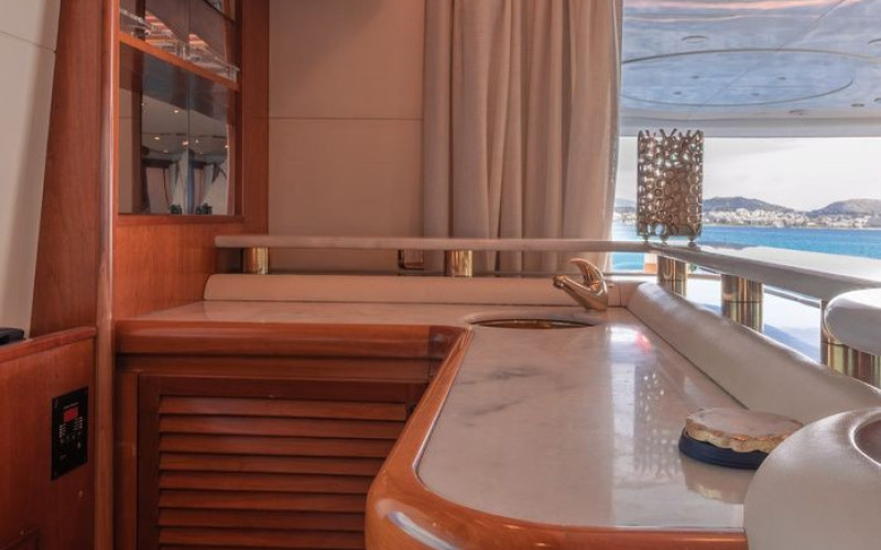 CBI NAVI 32 M M/Y LADY MALAK