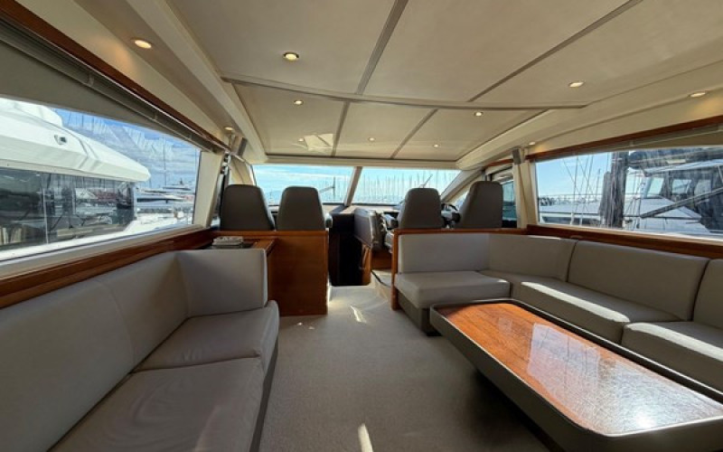 PRINCESS YACHTS V70 GALAXY 2