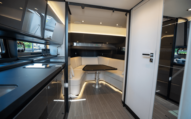 AZIMUT YACHTS Verve 42 AZIMUT VERVE 42