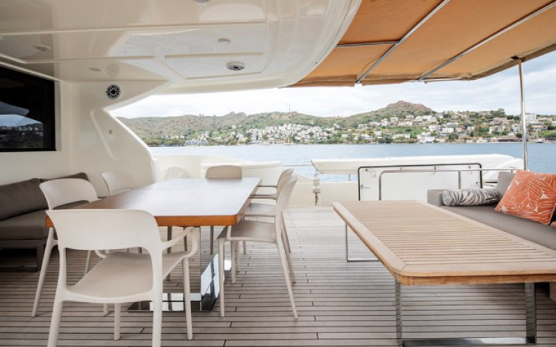 CUSTOM LINE Navetta 26 Crescendo NAVETTA CRESCENDO 26